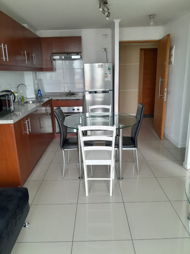 Venta De Departamento Con Estacionamiento, Metro Universidad