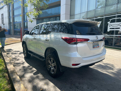Toyota Fortuner Dubai