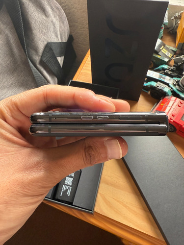 Motorola Razr 40 Ultra 512 Gb Negro 12 Gb Ram (Usado)