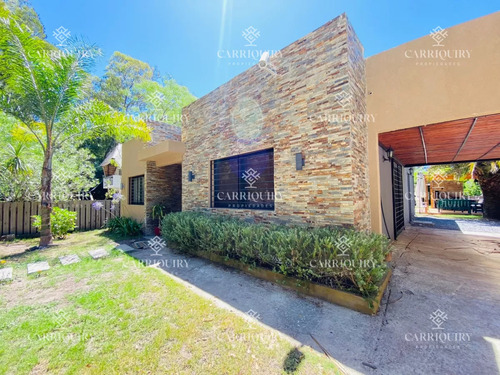 Moderna Casa En Venta A Estrenar A Pocas Cuadras De La Playa La Barra