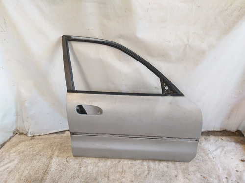 Puerta Derecha Delantera Mitsubishi Galant 1993-1998 Hueca