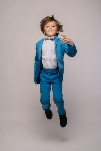Imagen 2 de 10 de Traje Entallado Niño