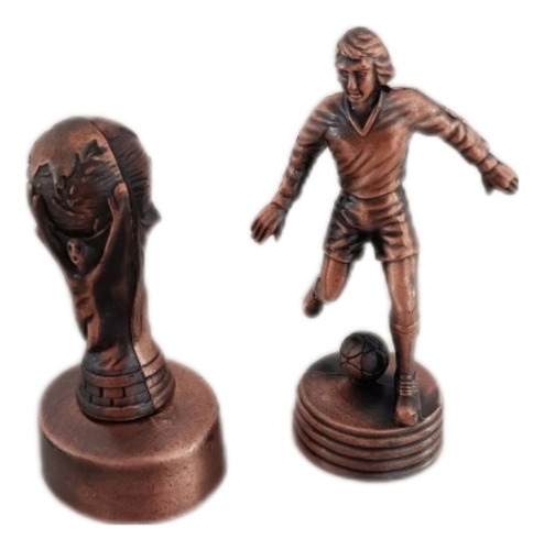 Jogador Futebol E Taça Trofeu Copa Do Mundo Miniatura Aponta