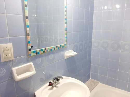 Imagen 8 de 18 de Alquiler Consultorio Oficina | Recoleta | 2 Amb | Apto Profesional | A Mts Hospital Aleman
