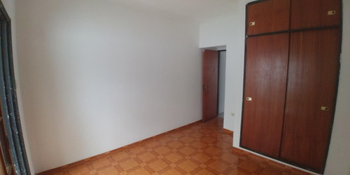 Imagen 8 de 12 de Departamento En Venta De 1 Dormitorio Con Patio En Calle 1 E/79 Y 80 La Plata