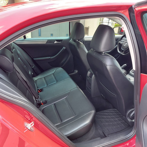 Imagen 9 de 11 de Volkswagen Jetta Sportline Dsg 2017