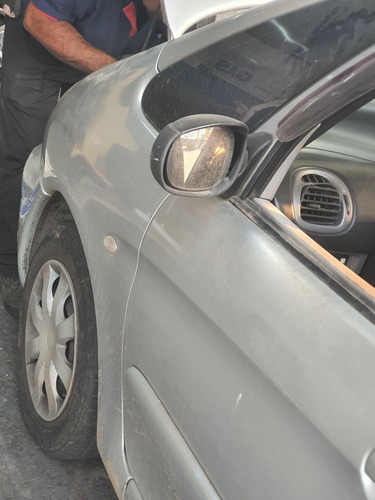 Imagem 5 de 7 de Citroën Xsara Picas 1.6 Glx Glx