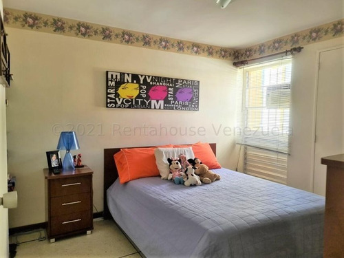 Imagen 9 de 16 de Mahiyer Rondón 0424-1812731 Vende Apartamento En Macaracuay Mls #22-17963