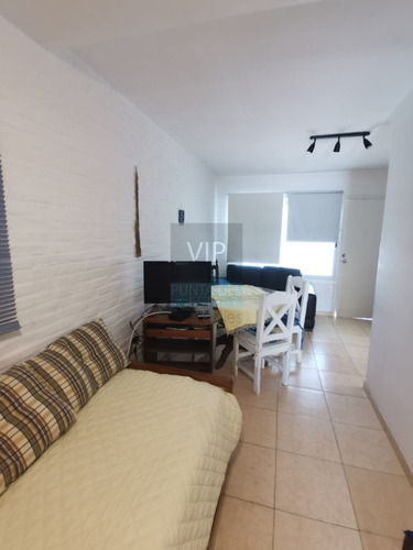 Apartamento En Brava, 1 Dormitorios 