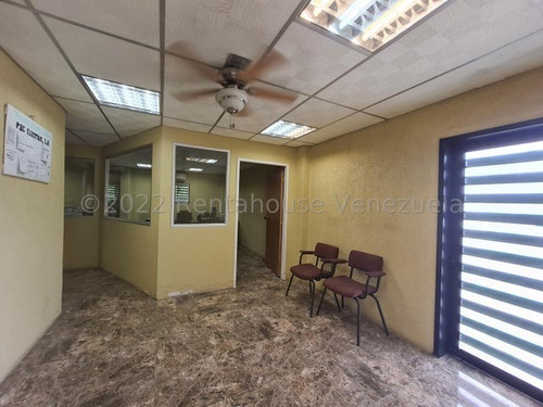 Imagen 15 de 30 de Galpones En Venta Zona Industrial Barquisimeto, Luz Trifásica, Tanque De Agua, Código 23-5431, Mz 29/03