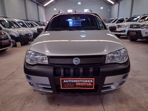 Imagen 4 de 7 de Fiat Palio Adventure 1.8 2007