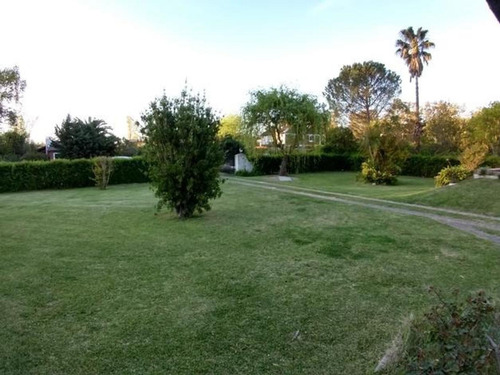 Imagen 8 de 30 de La Celia. Lote 1600m2. 4amb. Quincho/ Pileta/ Jardín