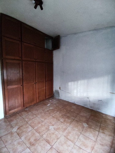 Hermosa Casa En Padrón Único. Sólida Construcción ¡próximo A Todos Los Servicios, Lado Sur! Y A 200 Mts Del Complejo Luis Suarez