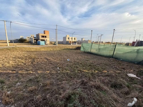 Venta Lote Esquina Apto Dúplex, Valle Cercano (urbanización Deportiva-b El Equipo), 492 M2,escritura