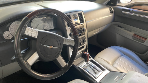 Chrysler 300C 5.7 Hemi 4p