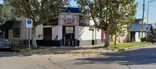 Imagen 1 de 4 de Local - Centro (moreno)