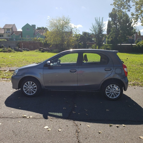 Toyota Etios 1.5 Xls 2014