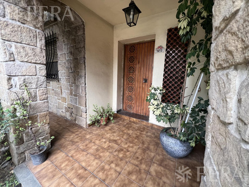 Venta De Casa 4 Ambientes Con Cochera En Wilde