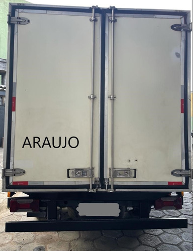 Imagem 4 de 8 de Iveco Daily 35s14 2015