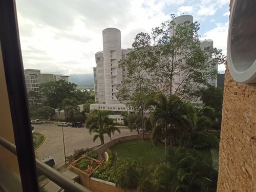 Imagen 23 de 30 de Yosmar & Fernando Alquilan Apartamento En Terrazas Del Country Guataparo Res Amazonas Golf Club