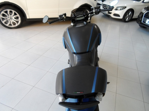 Imagem 6 de 8 de Ducati Diavel Abs 1198