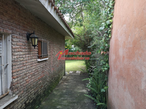 Casa En Zona Cantegril Ideal Para Vivir Todo El Año- Ref: 6343