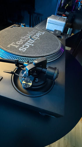 Technics Sl-1200mk7 Direct Drive, Cor Preta Preto (Usado)