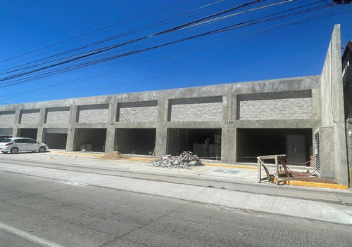 Imagen 6 de 7 de Locales Comerciales Sobre Blvd. Delta