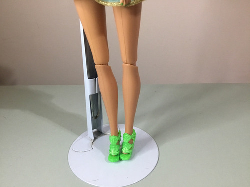 Boneca Barbie Mattel Fashionista Com Articulações (Usado)
