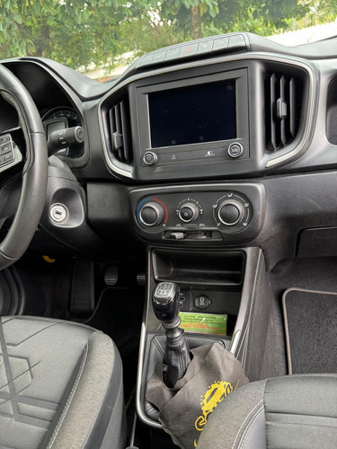 Fiat Strada 1.3 Volcano Cab. Dupla 16v Flex 4p 5 marchas