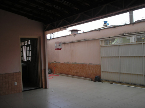 Imagem 4 de 14 de Casa De Luxo Iguaçu. 03 Quartos Com Suite