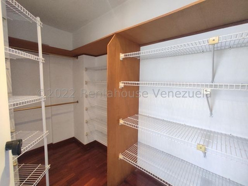 Townhouse En Venta Urb, El Peñon Mls #23-16114 Sc