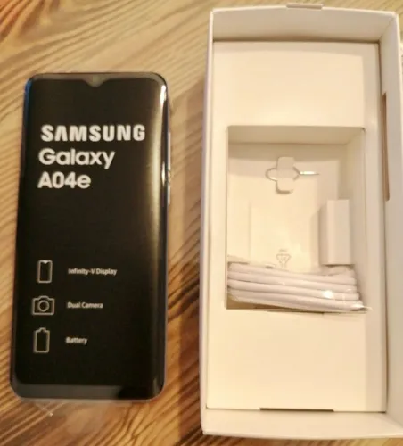 Samsung Galaxy A04e Dual Sim 32 Gb Light Blue 4 Gb Ram Azul Claro