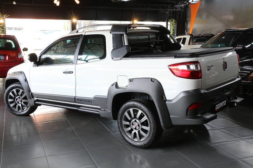 Imagem 5 de 12 de Fiat Strada 1.8 Mpi Adventure Cd 16v Flex 3p Manual