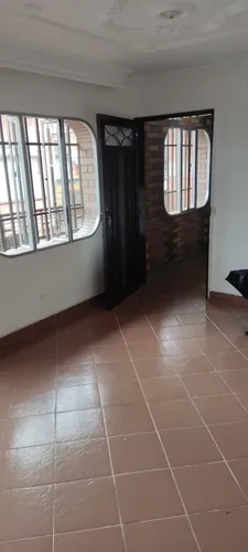 Casa Itagui Grande Terraza Con Techo Excelente Sector