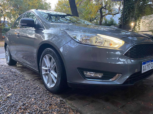 Ford Focus Iii 2.0 Sedan Se Plus Mt 2016
