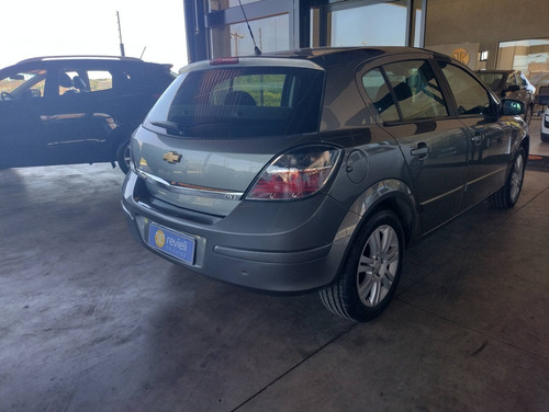 Imagem 6 de 11 de Chevrolet Vectra 2.0 Mpfi Gt Hatch 8v Flex 4p Manual