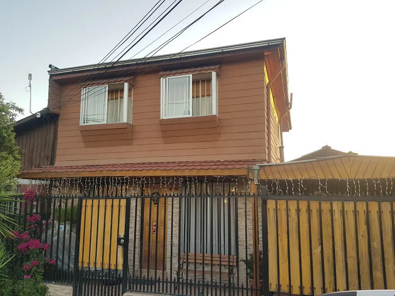 Imagen 2 de 26 de Casa Ampliada En Venta Pasos Héctor Fuenzalida Y Cuatro Pon