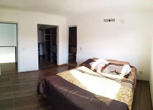 Imagen 5 de 6 de Casa Tres Dormitorios Bo Cerrado Carlos