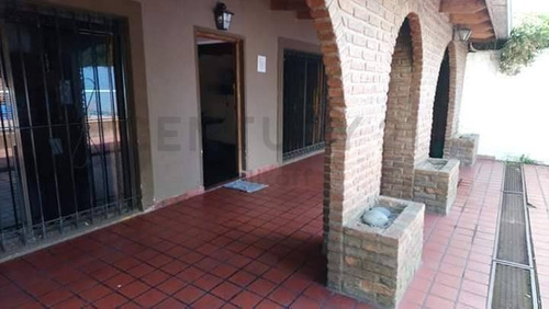 Imagen 5 de 12 de Casa Quinta De 3 Dormitorios En City Bell