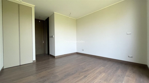 Penthouse Venta 3d3b 2 Est 1 Bod La Dehesa Sin Uso Oriente