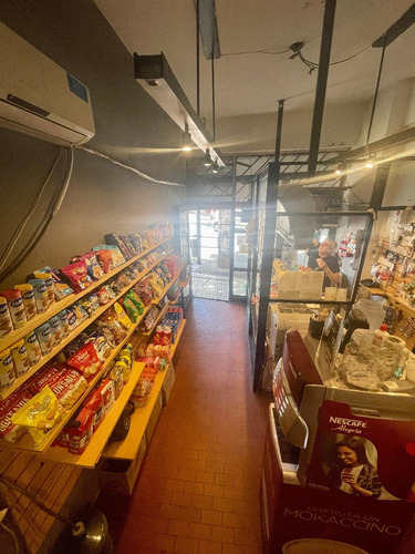 Imagen 3 de 9 de Fondo De Comercio Kiosco En Balvanera, Cruce De Avenidas.