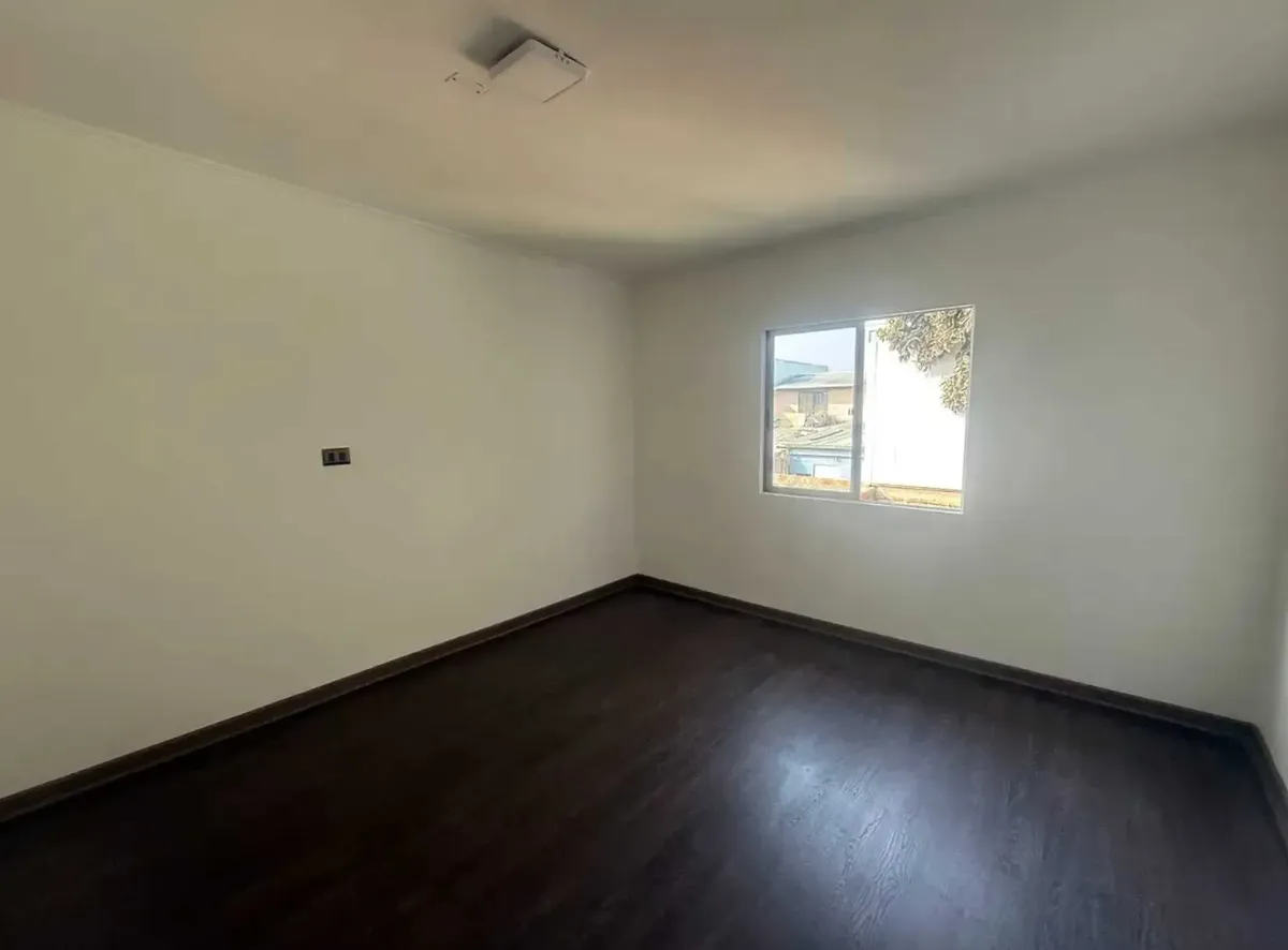 Imagen 5 de 10 de Casa 3dorm 1baño Terreno Grande Remodelada (174910)