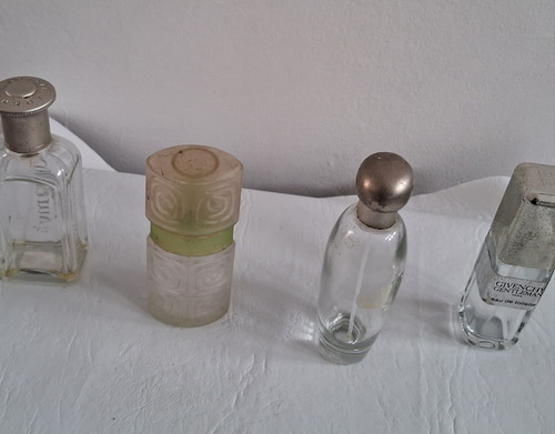 Set De 4 Frascos Para Perfumes. Ideal Para Coleccionistas. (Usado)