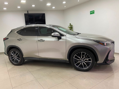 Lexus NX 2.5 Nx 350H Awd Luxury