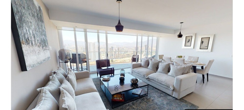 Renta Departamento Con Terraza En Bosque Real