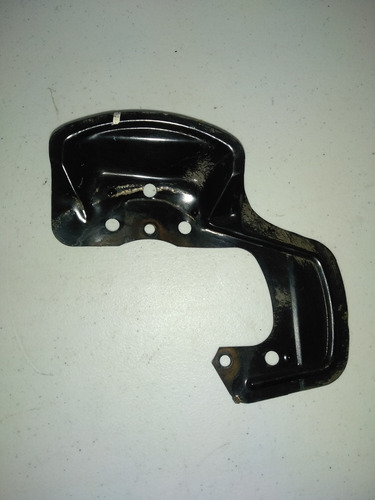 Tolva Guarda Frenos Der. Chevy 1.6 L Std 3ptas 08-12 Usado (Usado)