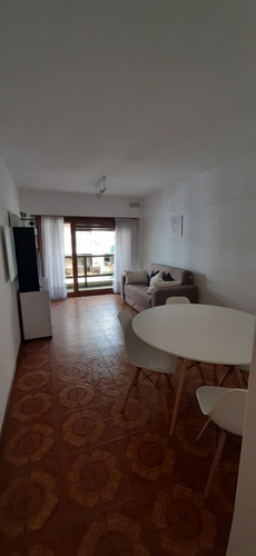 Imagen 5 de 13 de Dueño Vende Excelente Departamento 2 Ambientes Al Frente La Perla