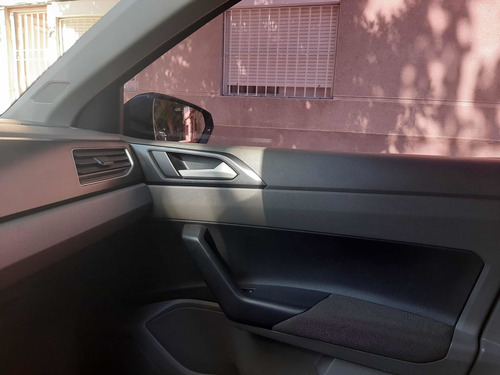 Imagen 6 de 7 de Volkswagen Virtus 2018 1.6 Comfortline
