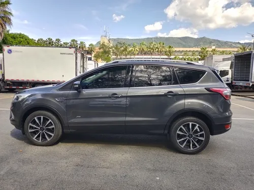 Ford Escape 2.0 Titanium